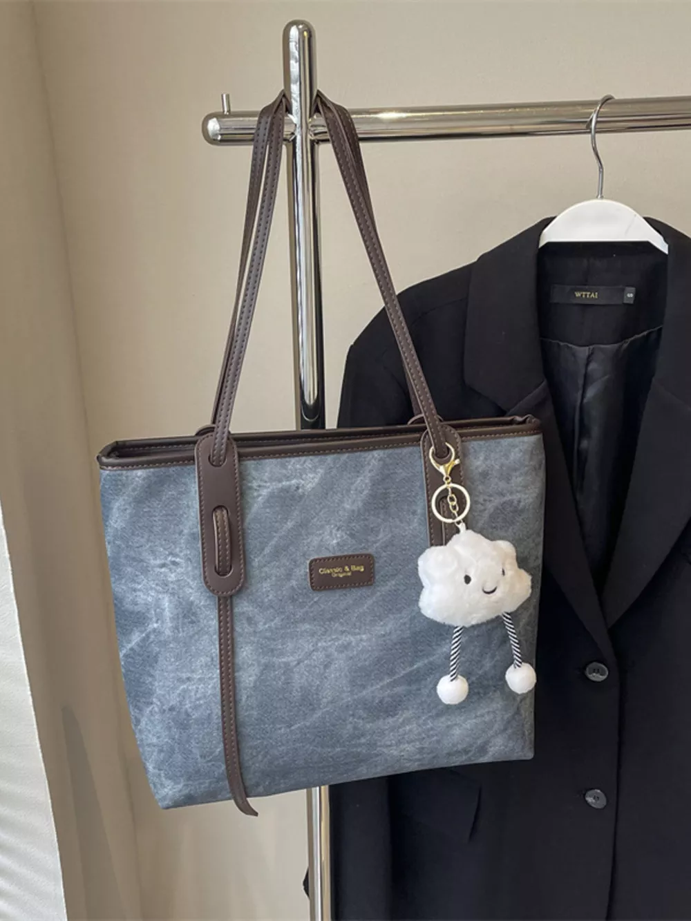 Vintage Style Cloud Charm Shoulder Bag, image 2