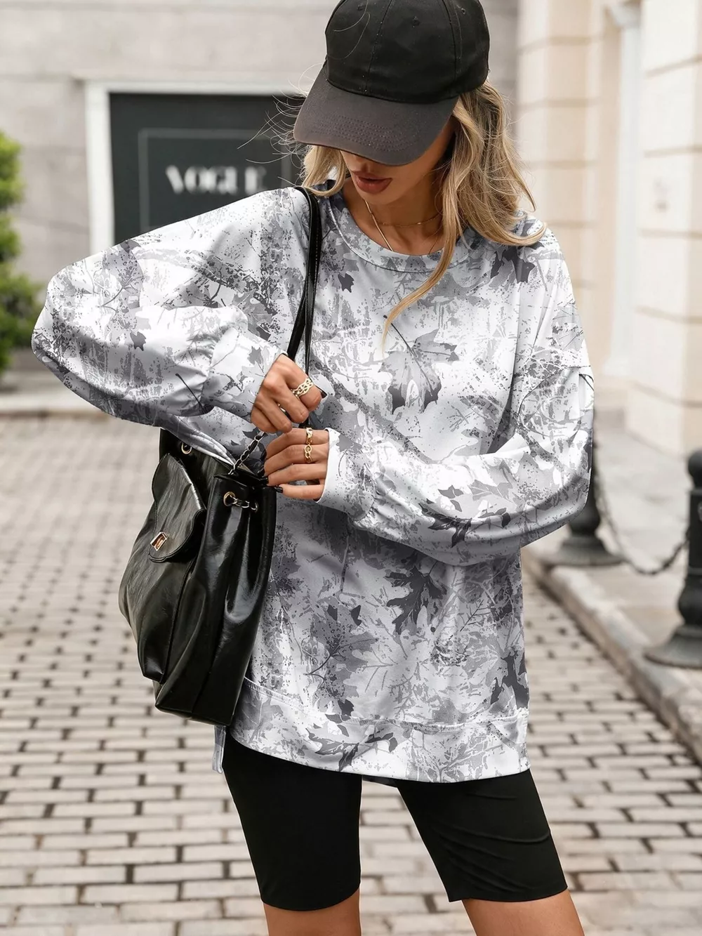 Printed Round Neck Sweatshirt, image 3