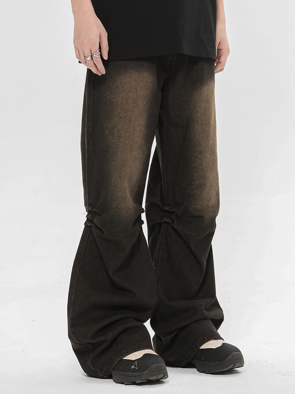 Men's Relaxed Fit Vintage Wash Flare Jeans