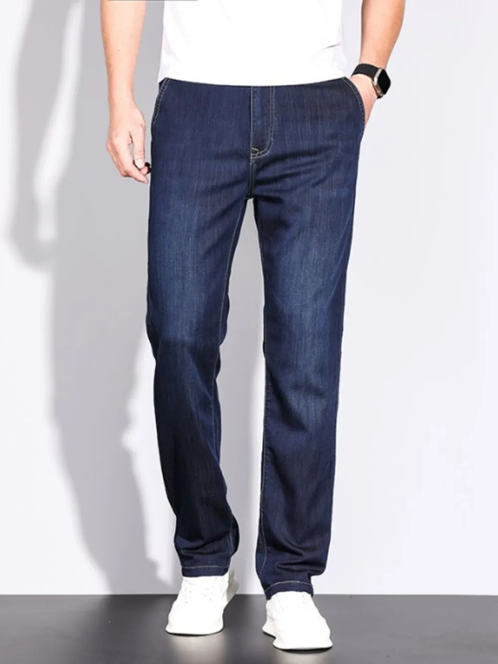 Men's Straight Leg Jeans