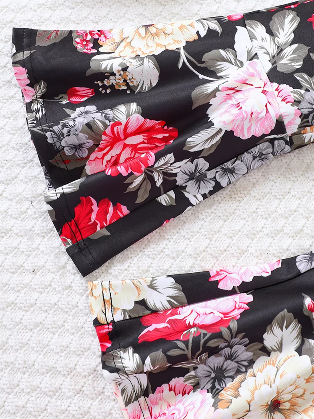 Children's Solid Top & Floral Flare Pants Set, image 4
