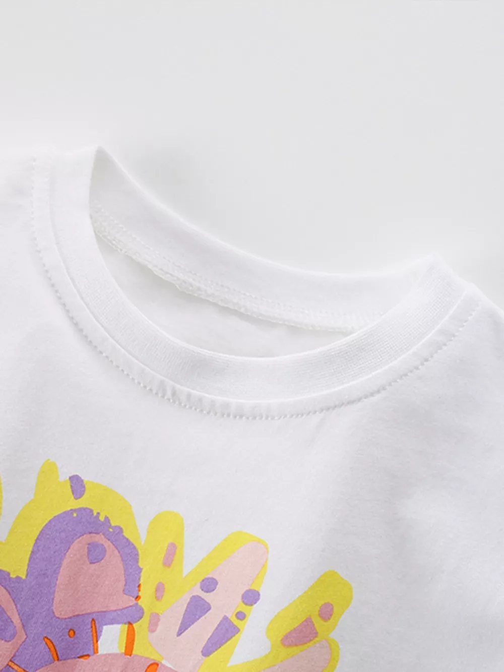 Children's Cartoon Sunflower Tee and Shorts Set, image 4