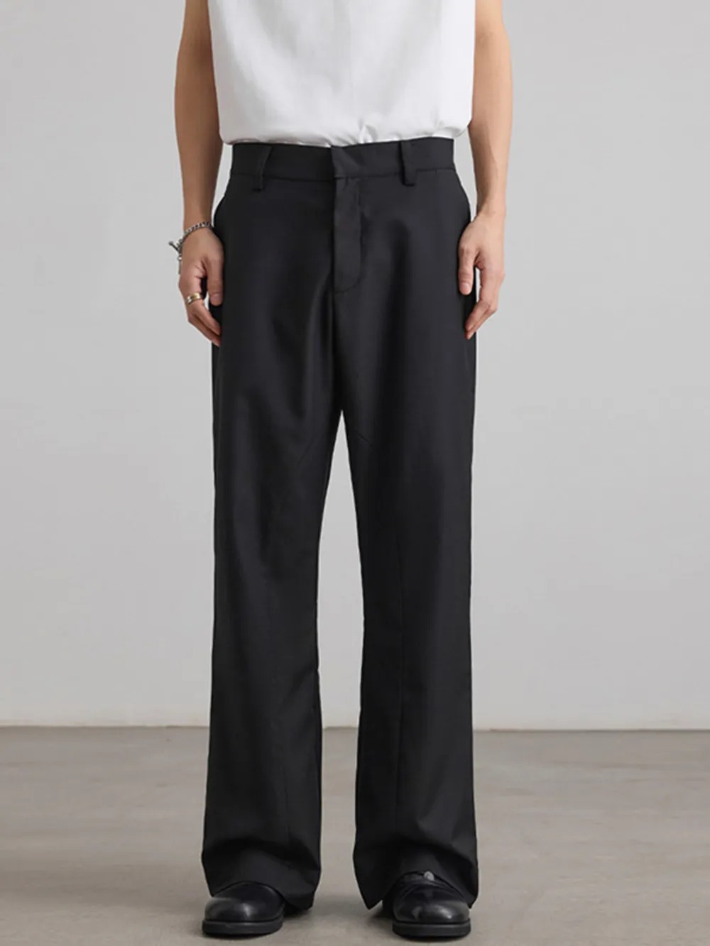 Men's Classic Wide-Leg Pants, image 2