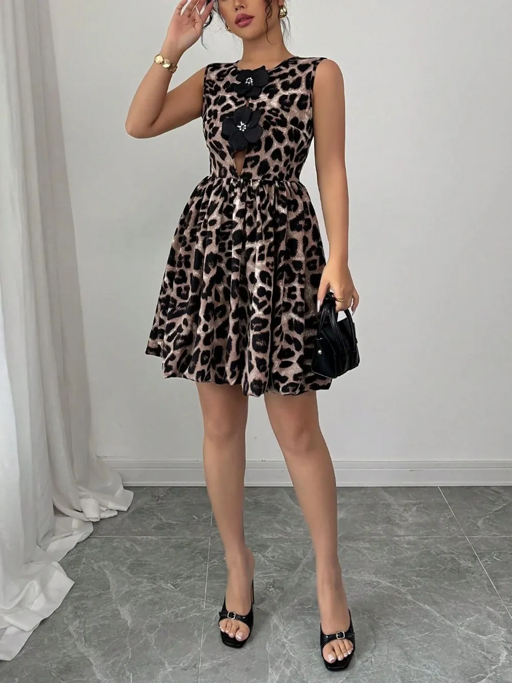 Leopard Print Sleeveless Fit and Flare Mini Dress, image 5