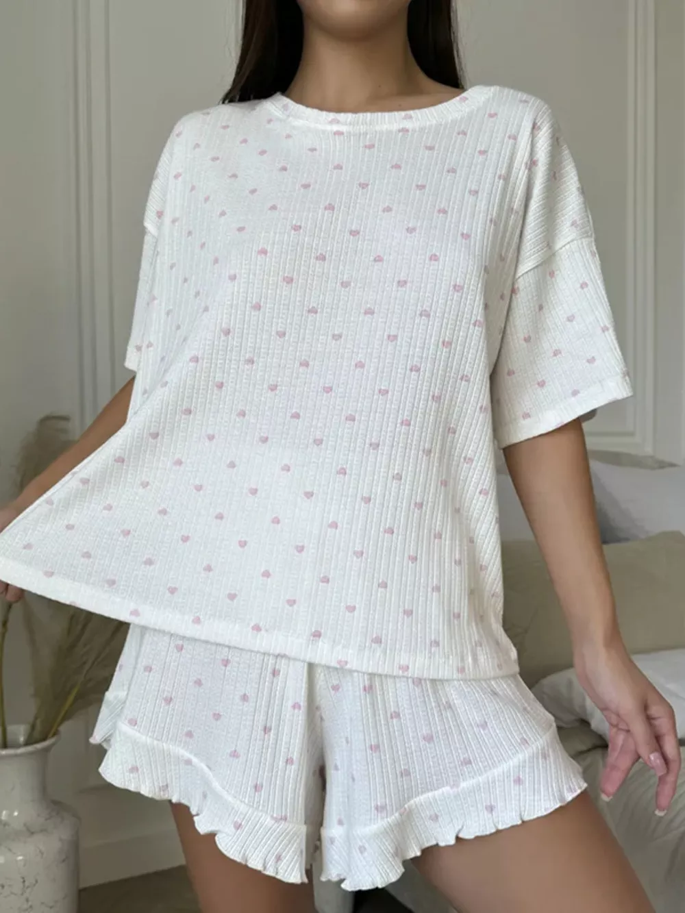 Heart Print Casual Top and Shorts Lounge Set, image 3