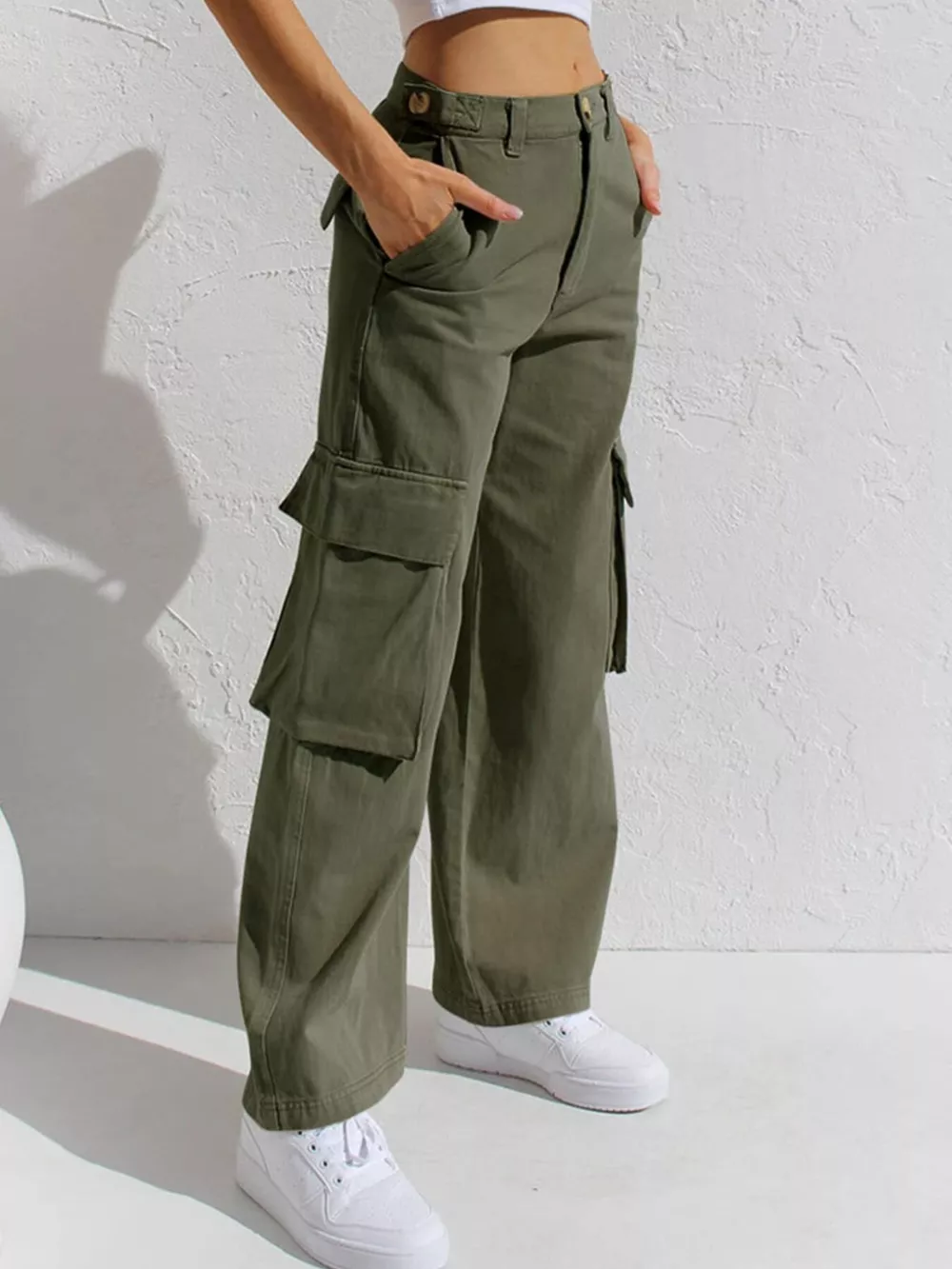 High-Waisted Wide Leg Cargo Jeans, image 17