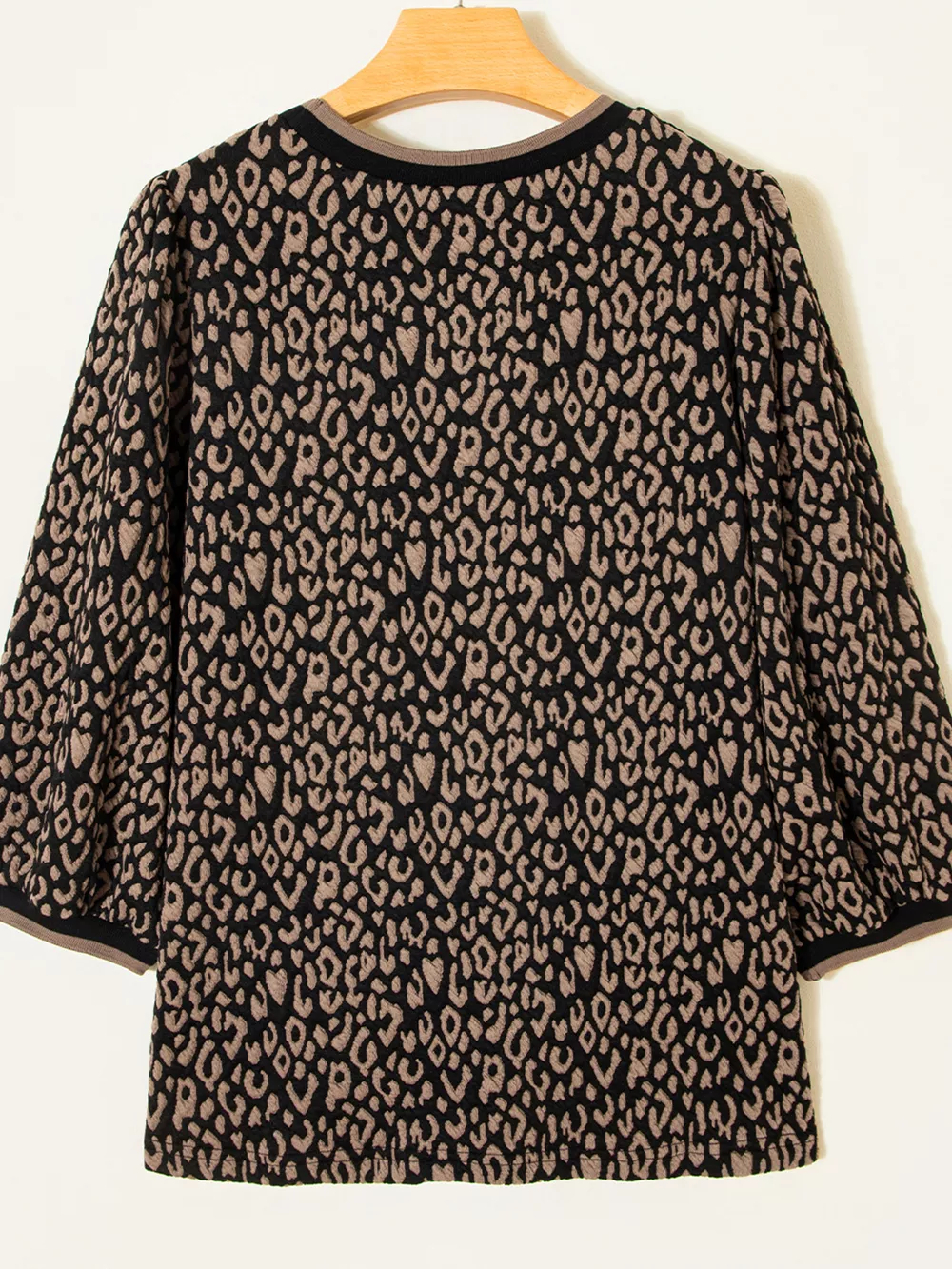 Leopard Print Puffy Bracelet Sleeve Contrast Trim Round Neck Top, image 7