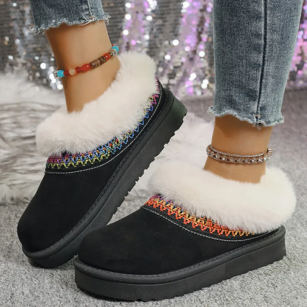 Fur-Lined Platform Boots with Decorative Woven Strap, image 4