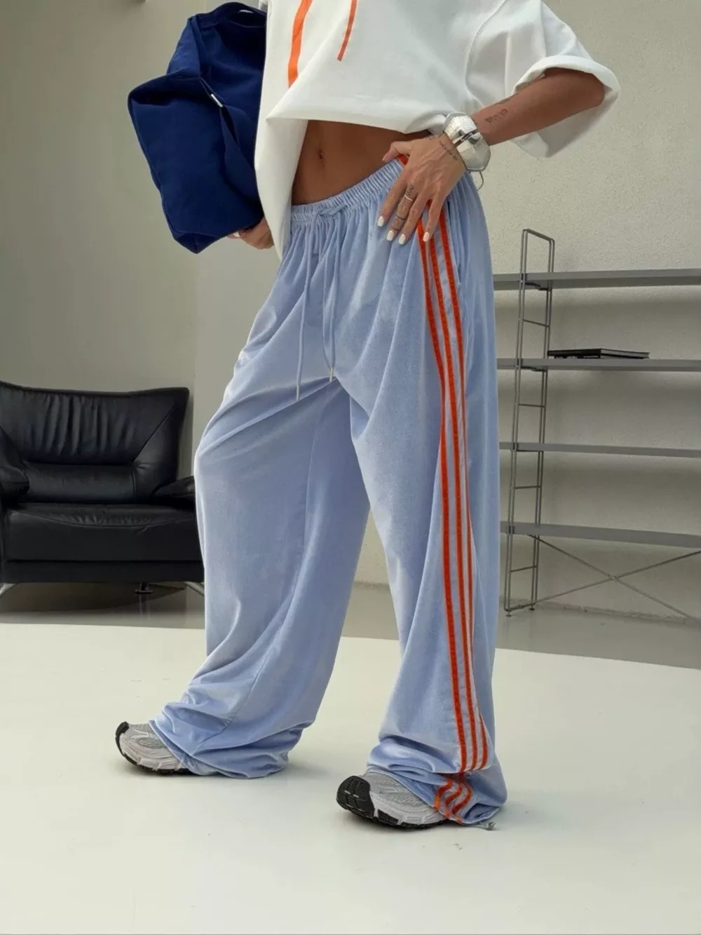 Contrast Side Stripes Wide-Leg Pants, image 13