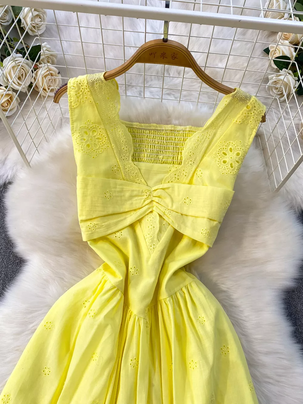 Lace Detail Sleeveless Dress, image 17