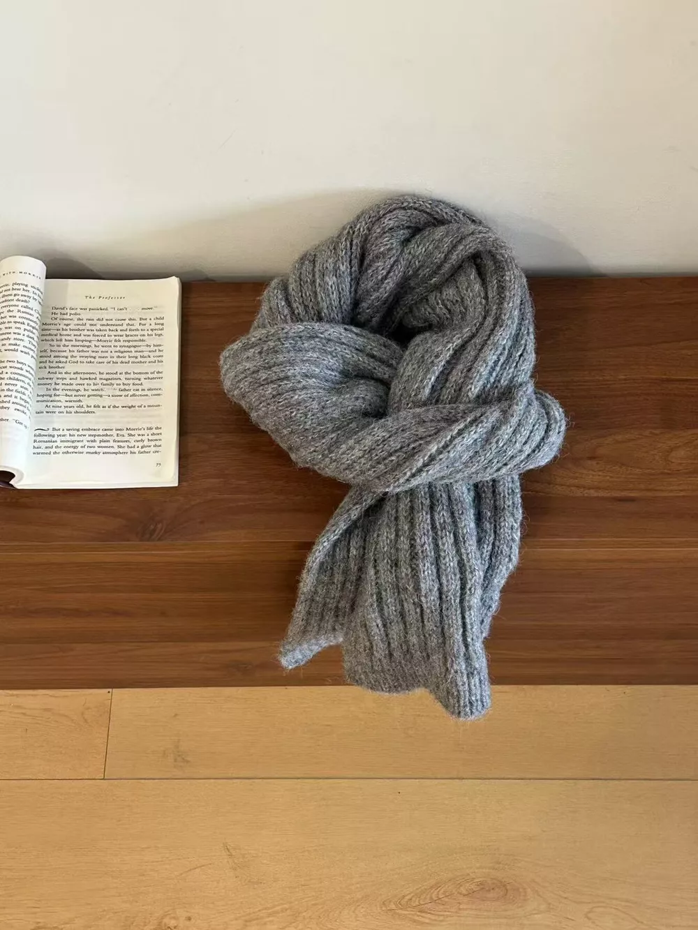 Cozy Knitted Winter Scarf, image 3