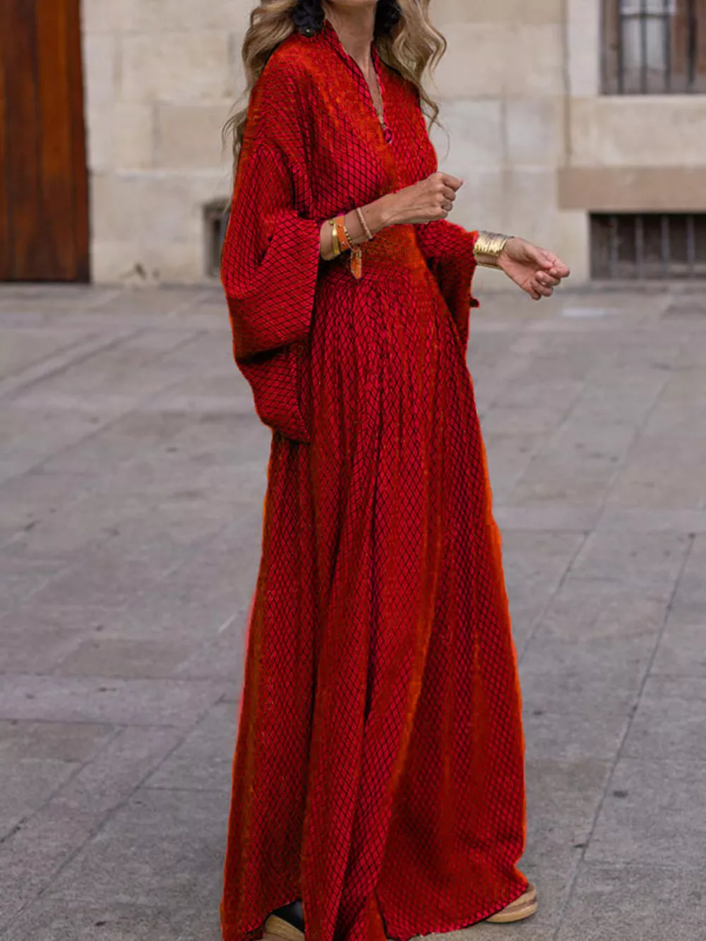 Elegant V-Neck Maxi Dress with Flowy Sleeves, image 5