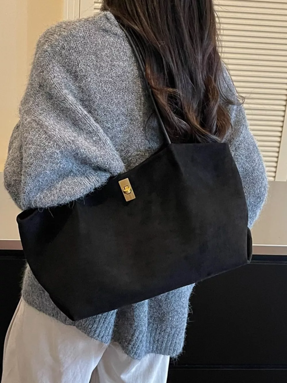Turn-Lock Tote Bag, image 2