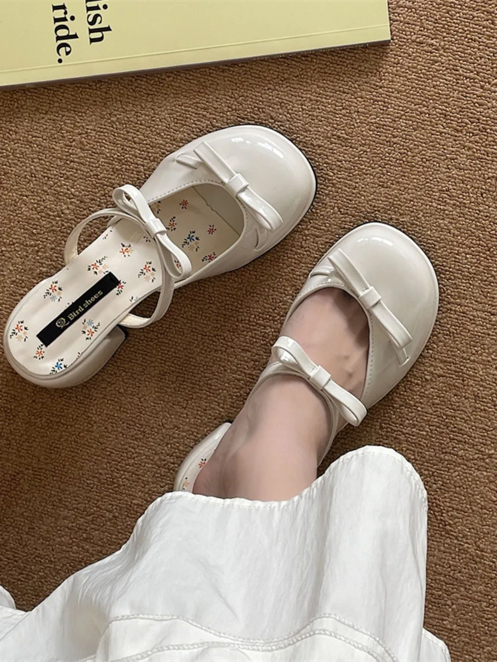 Bow Round Toe Block Heel Sandals, image 3