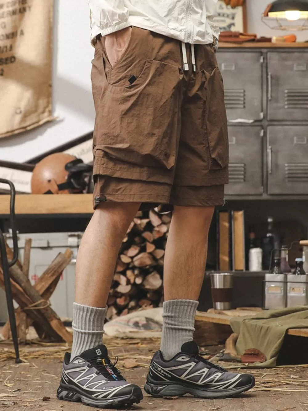 Men's Plus Size Multiple Pocket Layered Cargo Shorts with Drawstring Hem, image 2