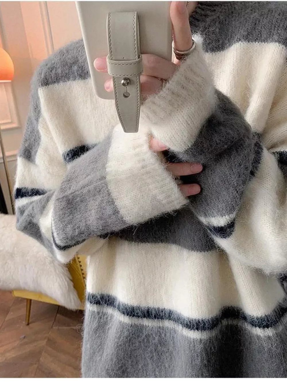 Men's Striped Fuzzy Knit Pullover Sweater, image 4