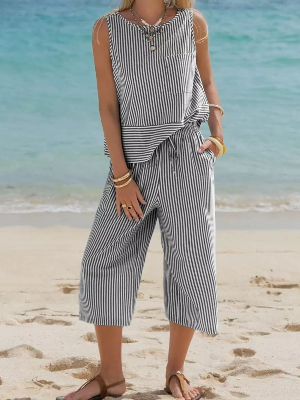 Striped Sleeveless Top and Cropped Pants Set, image 7