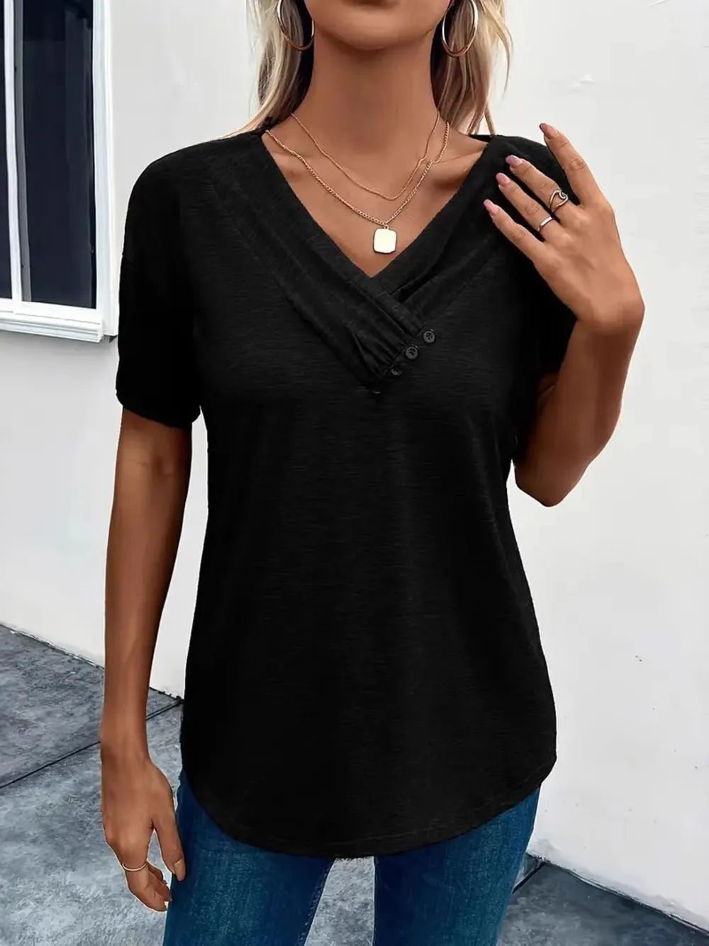 Short Sleeve V-Neck Ruched T-Shirt, image 3