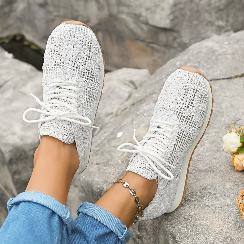 Round Toe Lace Up Sneakers, image 3