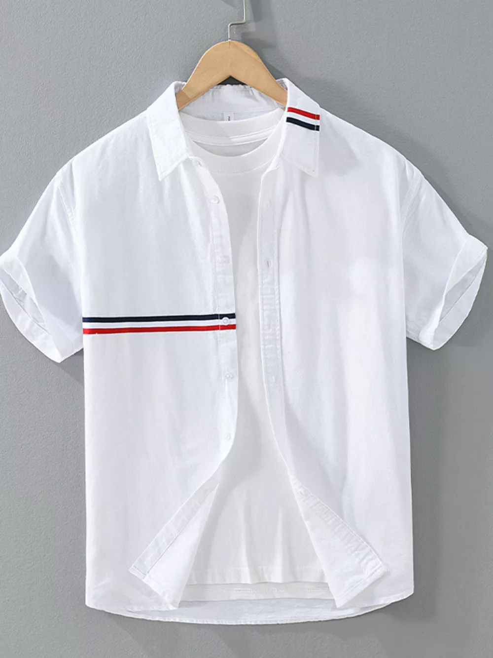 Men's Plus Size Casual Short Sleeve Shirt with Contrast Stripe Detail