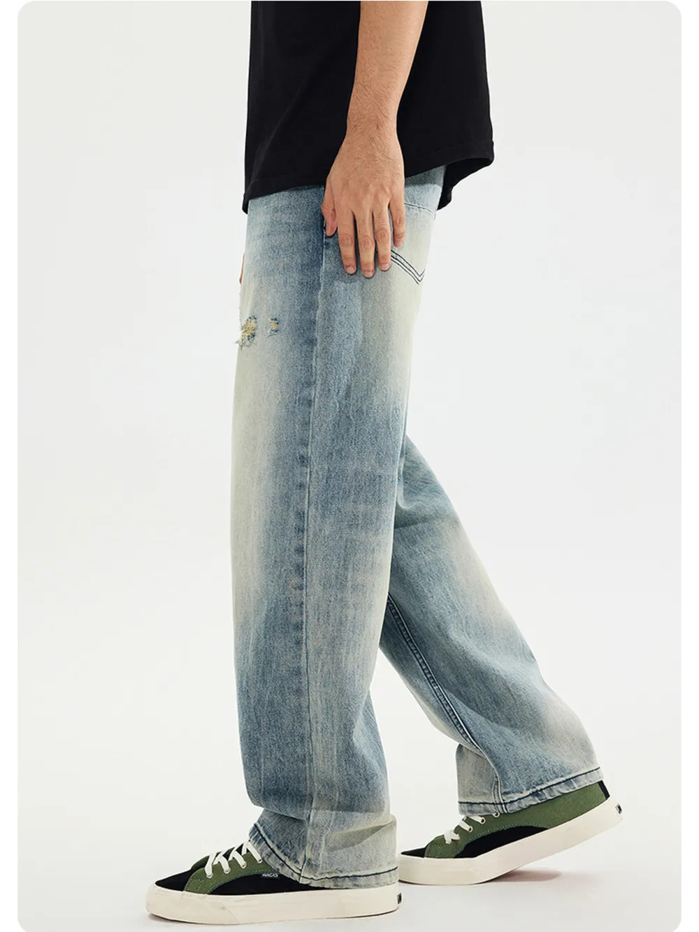 Men's Distressed Vintage Wash Loose Fit Jeans, image 4