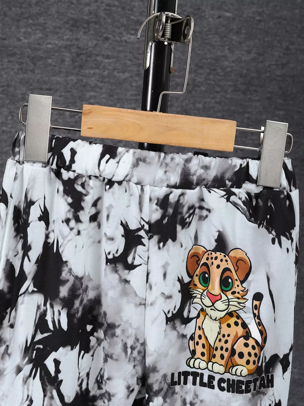 Children's Cheetah Tie-Dye Top and Pants Set, image 6