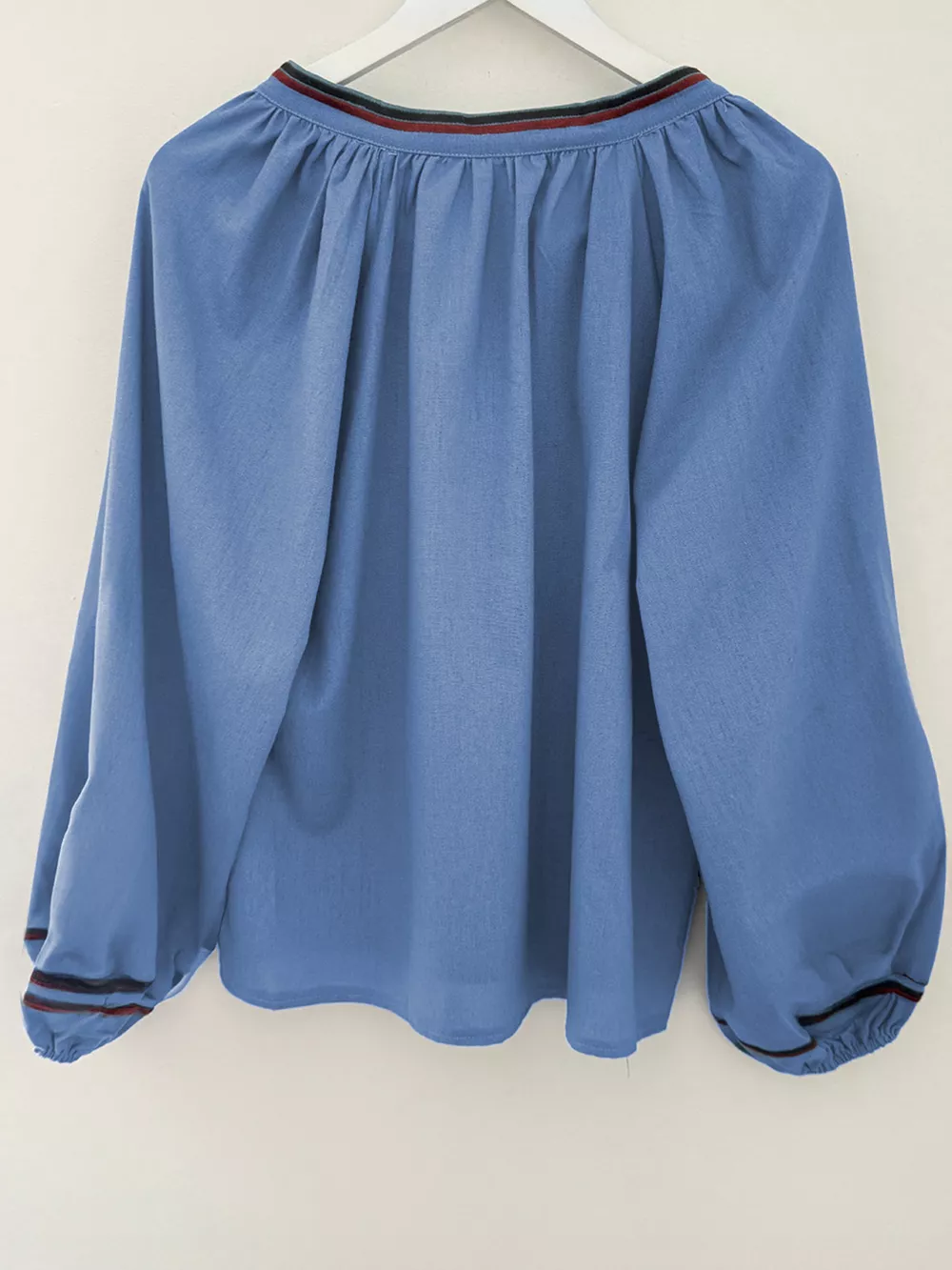 Floral Embroidered Split Neck Tassel Tie Puff Sleeve Blouse, image 6