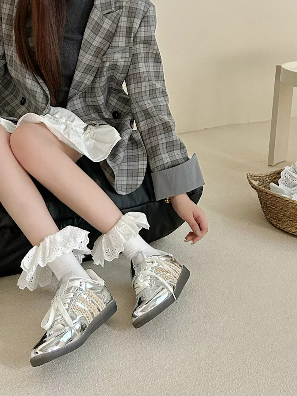 Ruffled Lace Trim Cotton Crew Socks, image 10