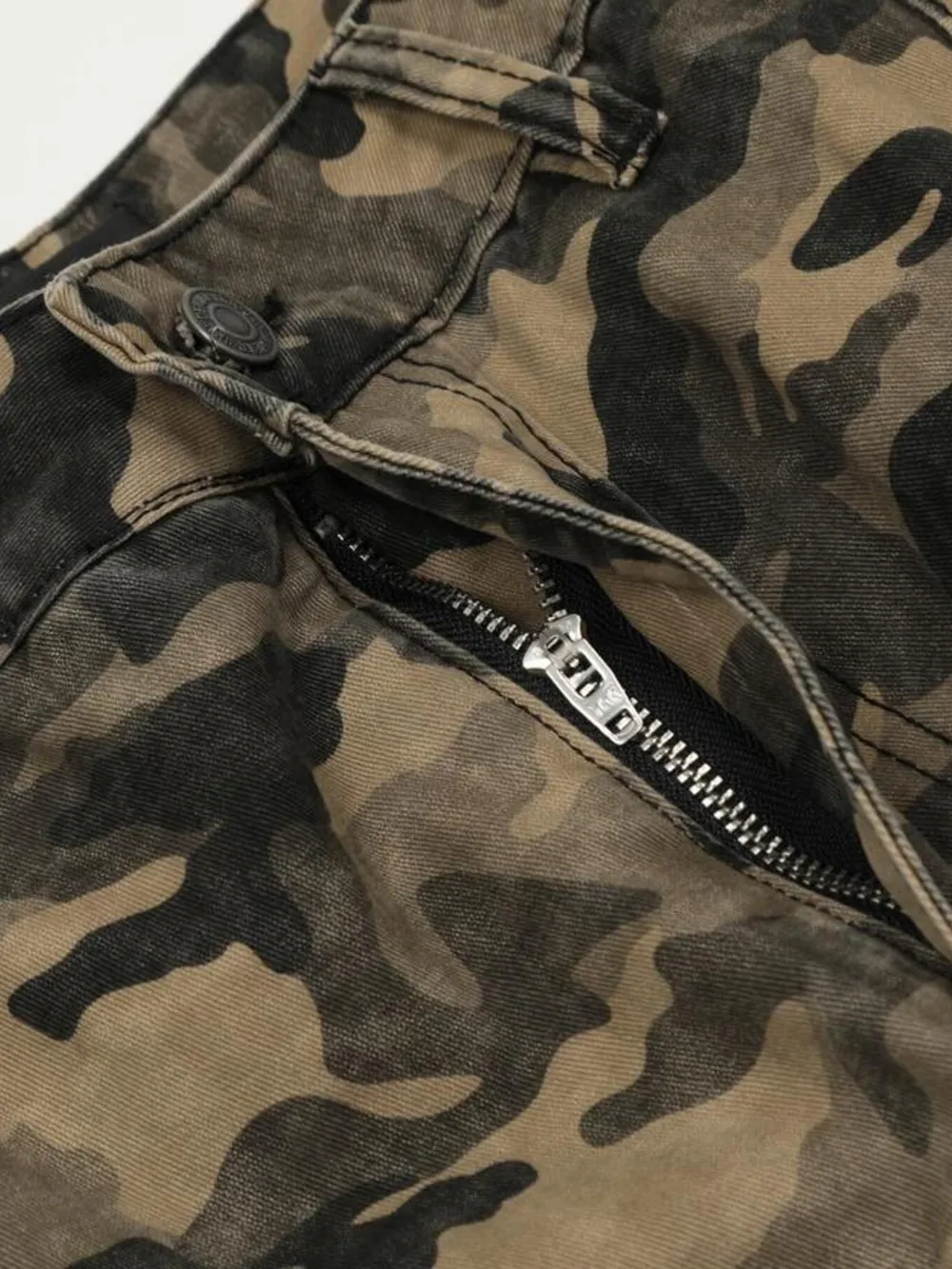 Men's Camouflage Cargo Jeans, image 17