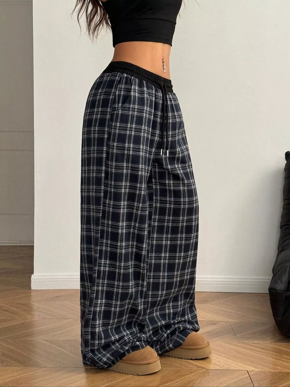 Relaxed Fit Plaid Pants, image 6