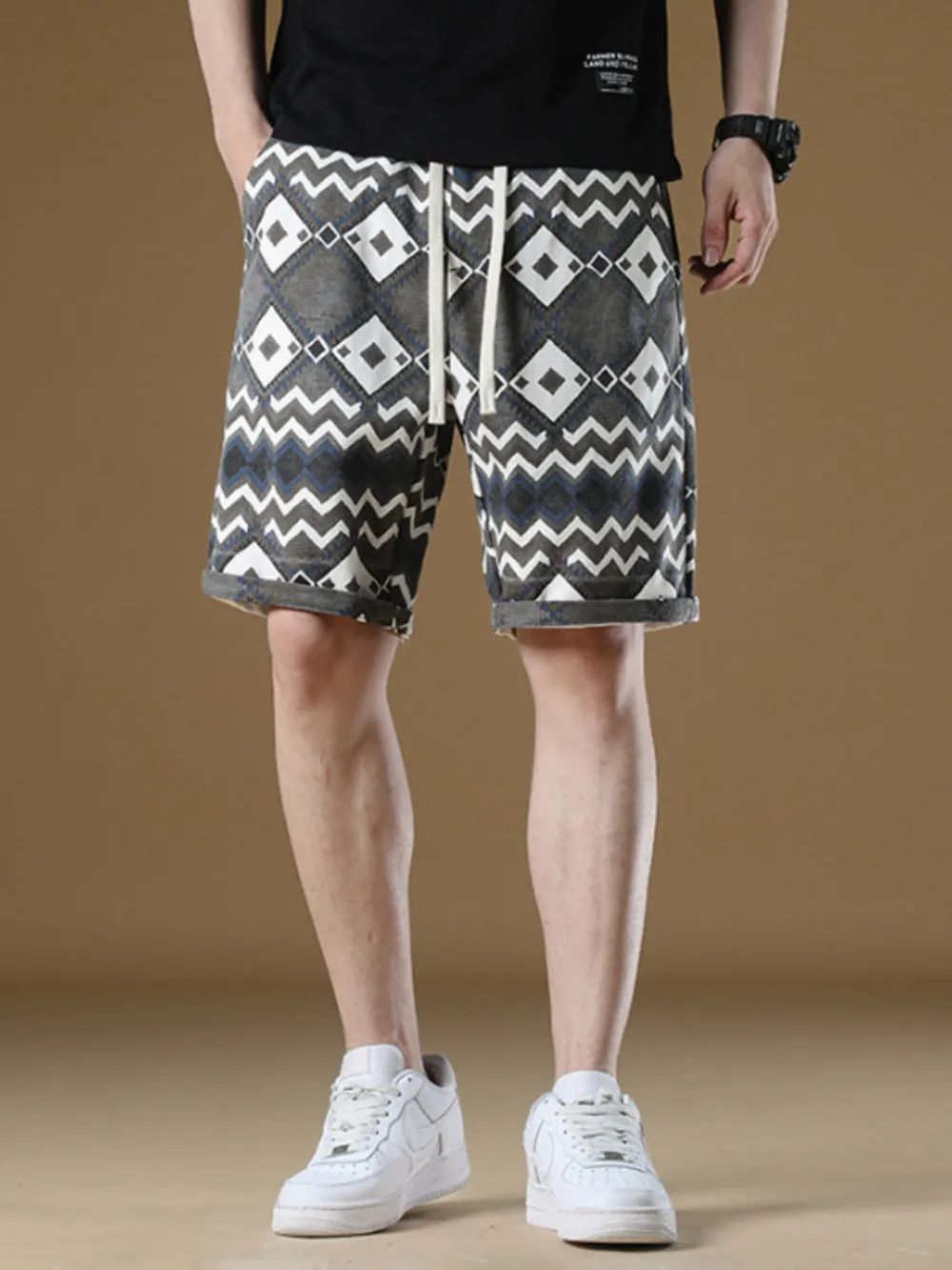 Men's Plus Size Geometric Pattern Drawstring Casual Shorts