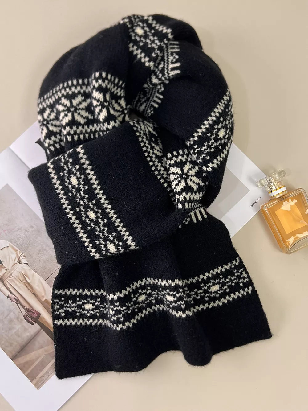 Winter Snowflake Pattern Knitted Scarf, image 8