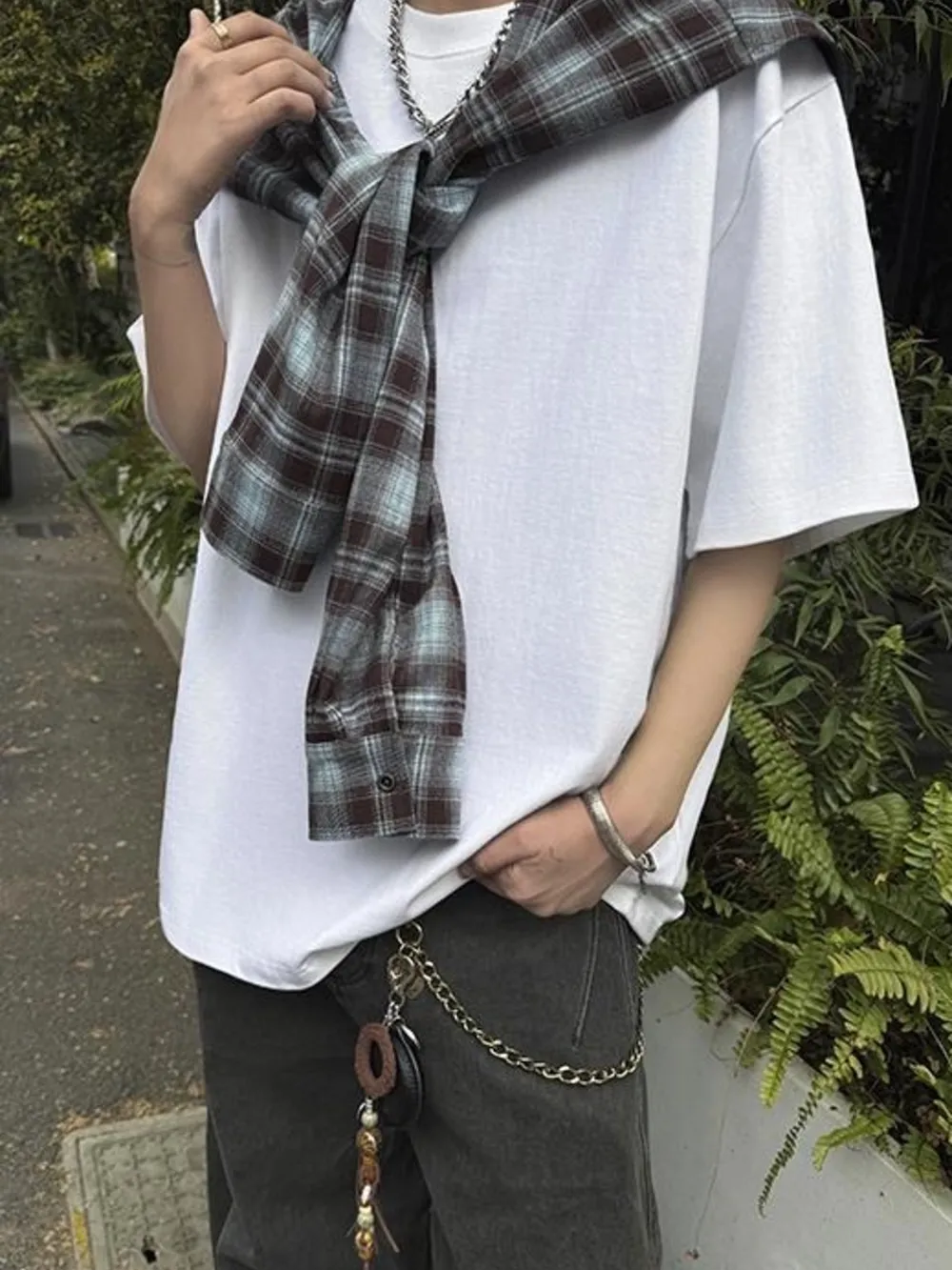 Men's Plus Size Layered Style T-Shirt with Plaid Scarf Detail, image 4