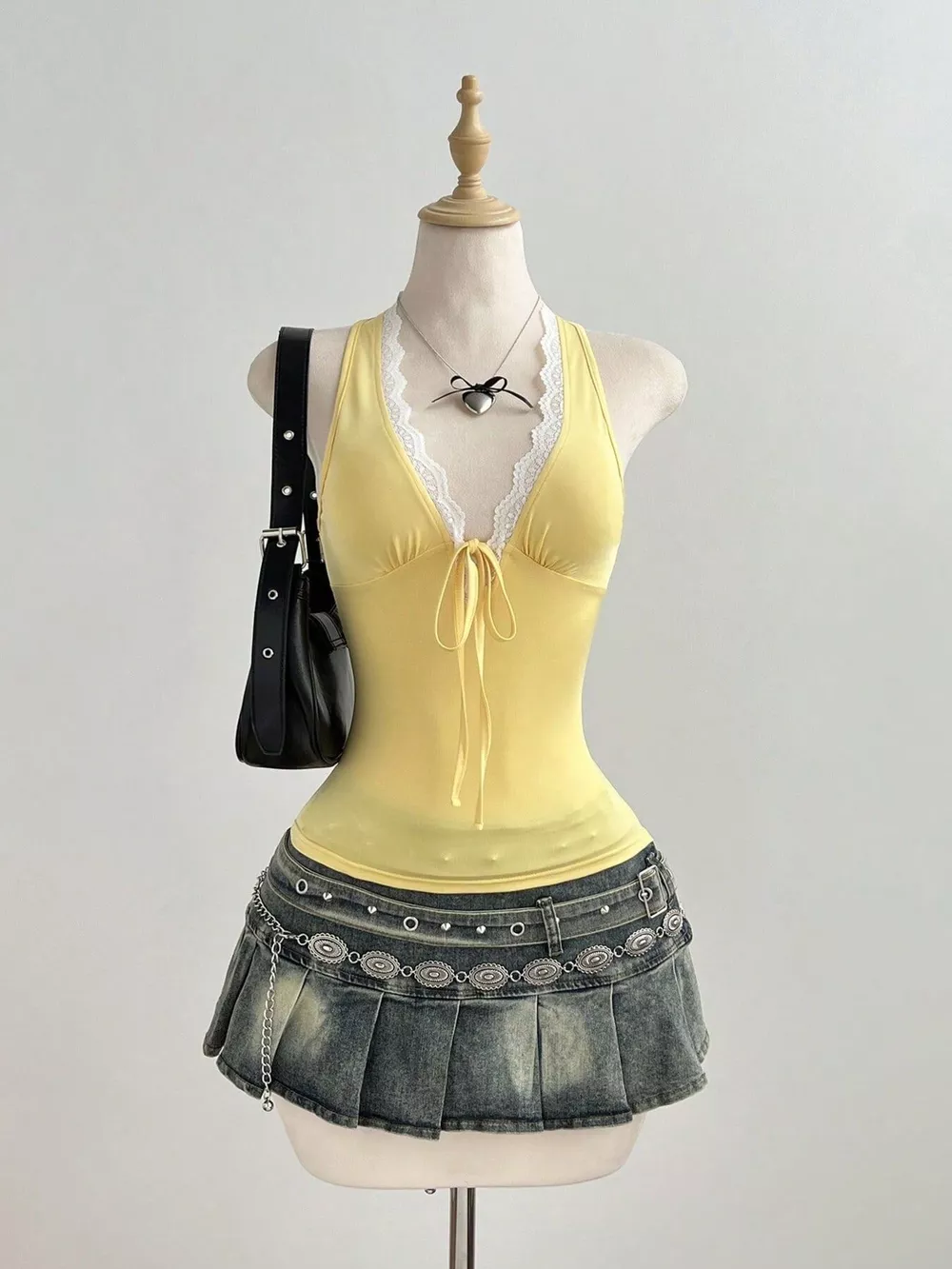Lace Detail Halter Neck Cami, image 4
