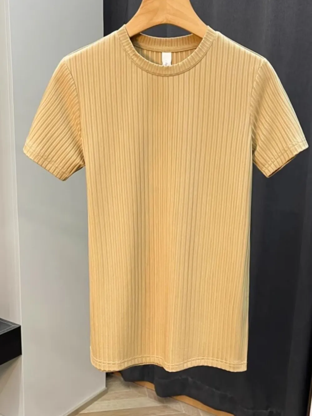 Men's Plus Size Slim Fit Ribbed Knit T-Shirt, image 3