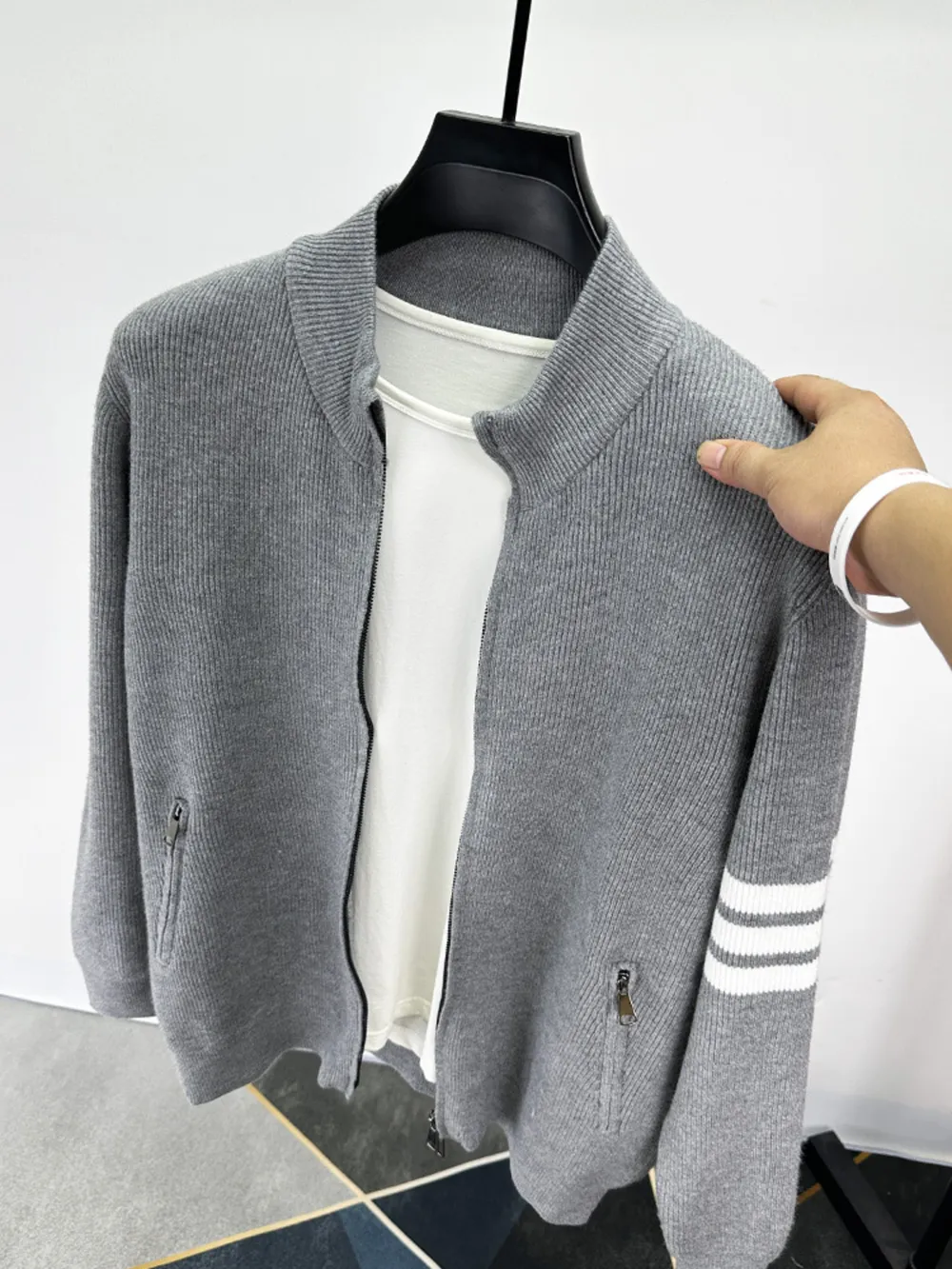 Men's Plus Size Zip Up Striped Long Sleeve Cardigan, image 3