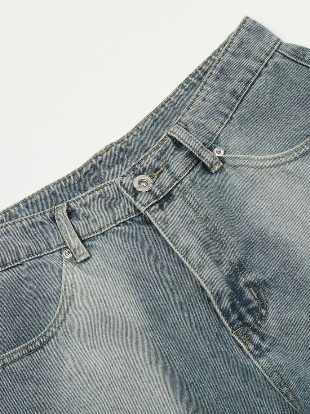 Men's Classic Loose Fit Denim Shorts, image 16