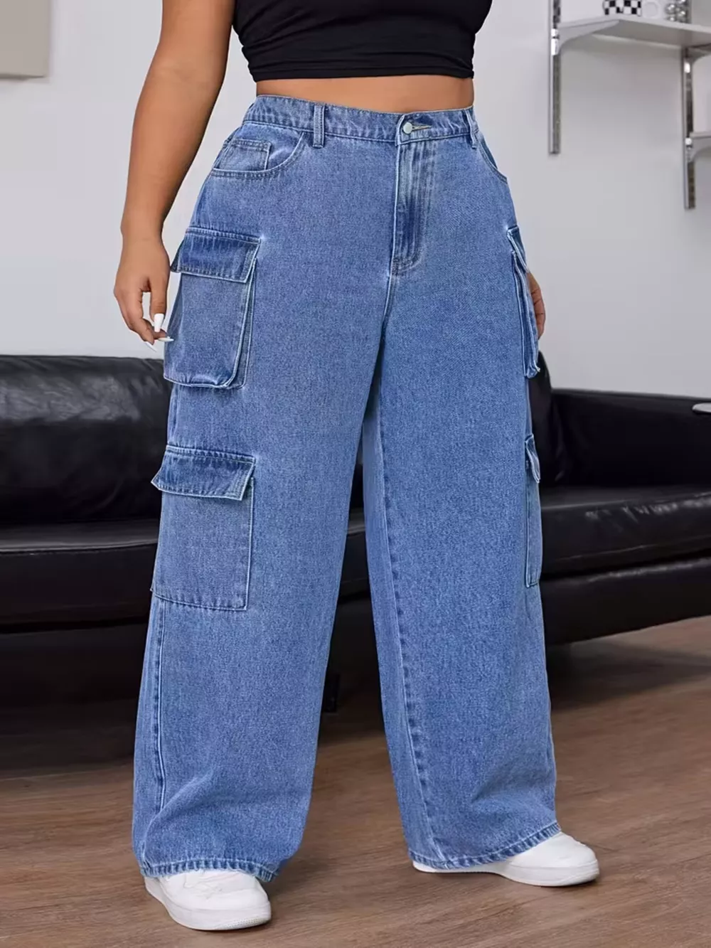 Plus Size High-Waisted Wide Leg Cargo Jeans, image 3