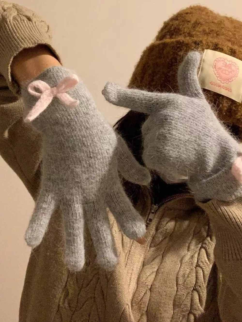 Bow-Accent Knit Gloves, image 4