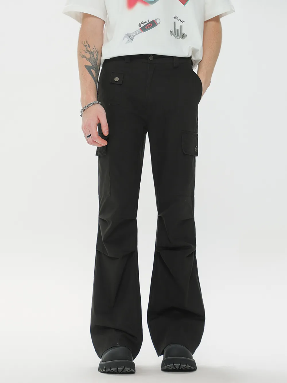 Men's Flare Leg Cargo Pants