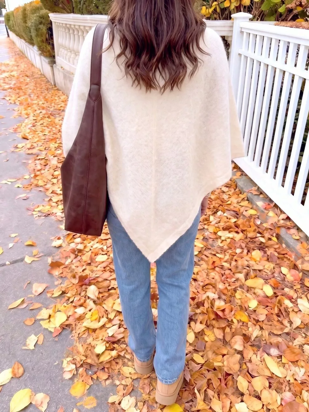 Brushed Loose Shawl Round-Neck Cape Sweater with Bat Sleeves, image 7