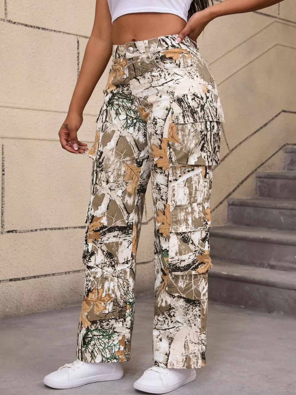 High-Waisted Camouflage Print Cargo Pants, image 4