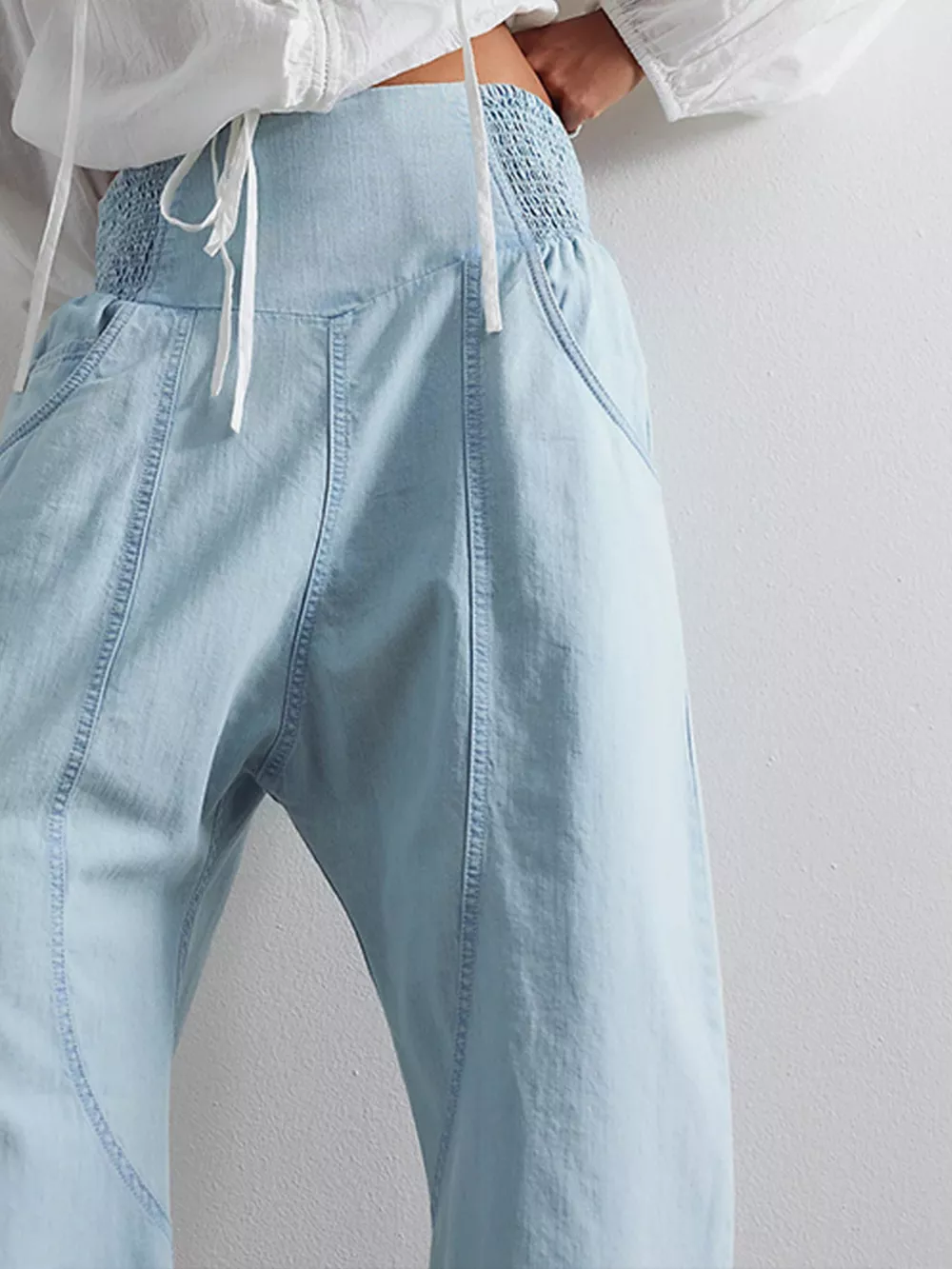 Smocked High-Waisted Wide Leg Jeans, image 4