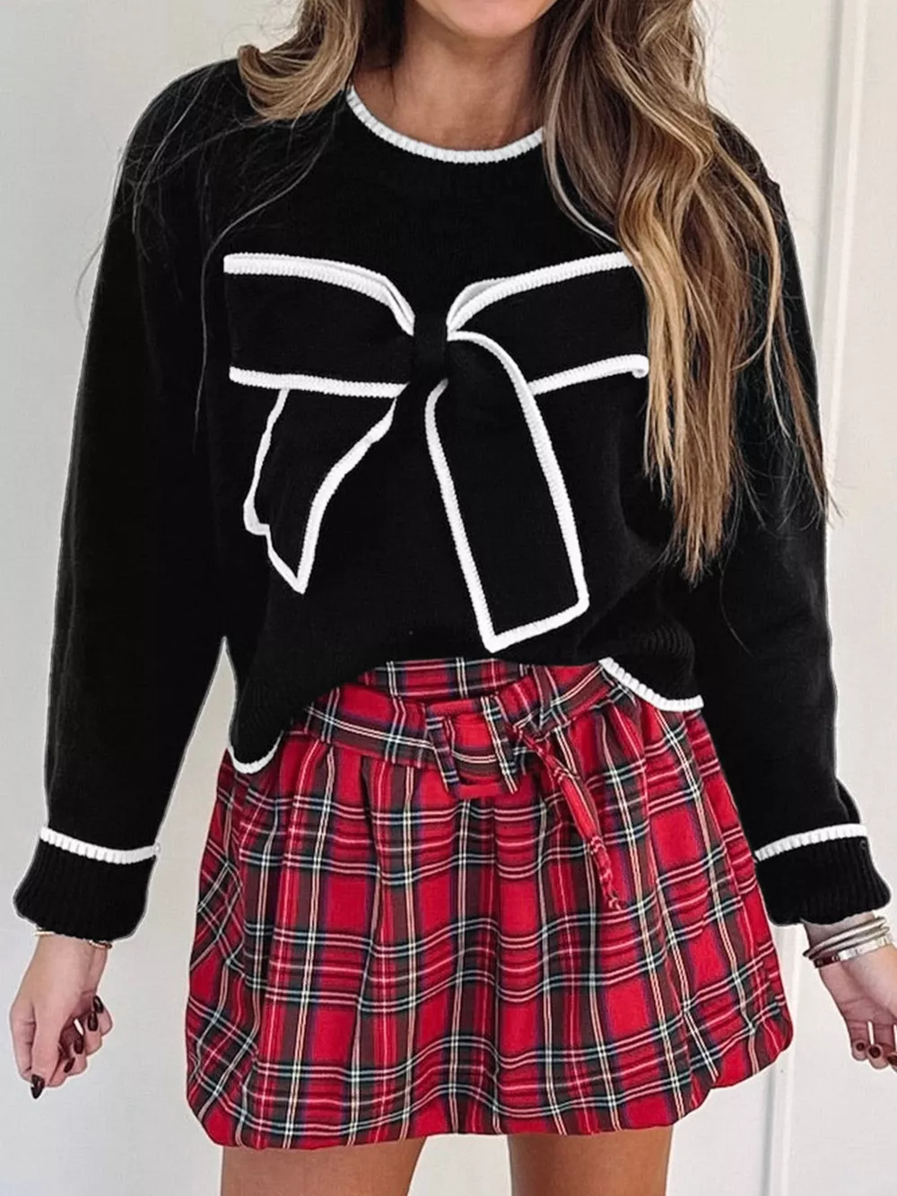 Contrast Trim Bow Accent Holiday Cropped Sweater