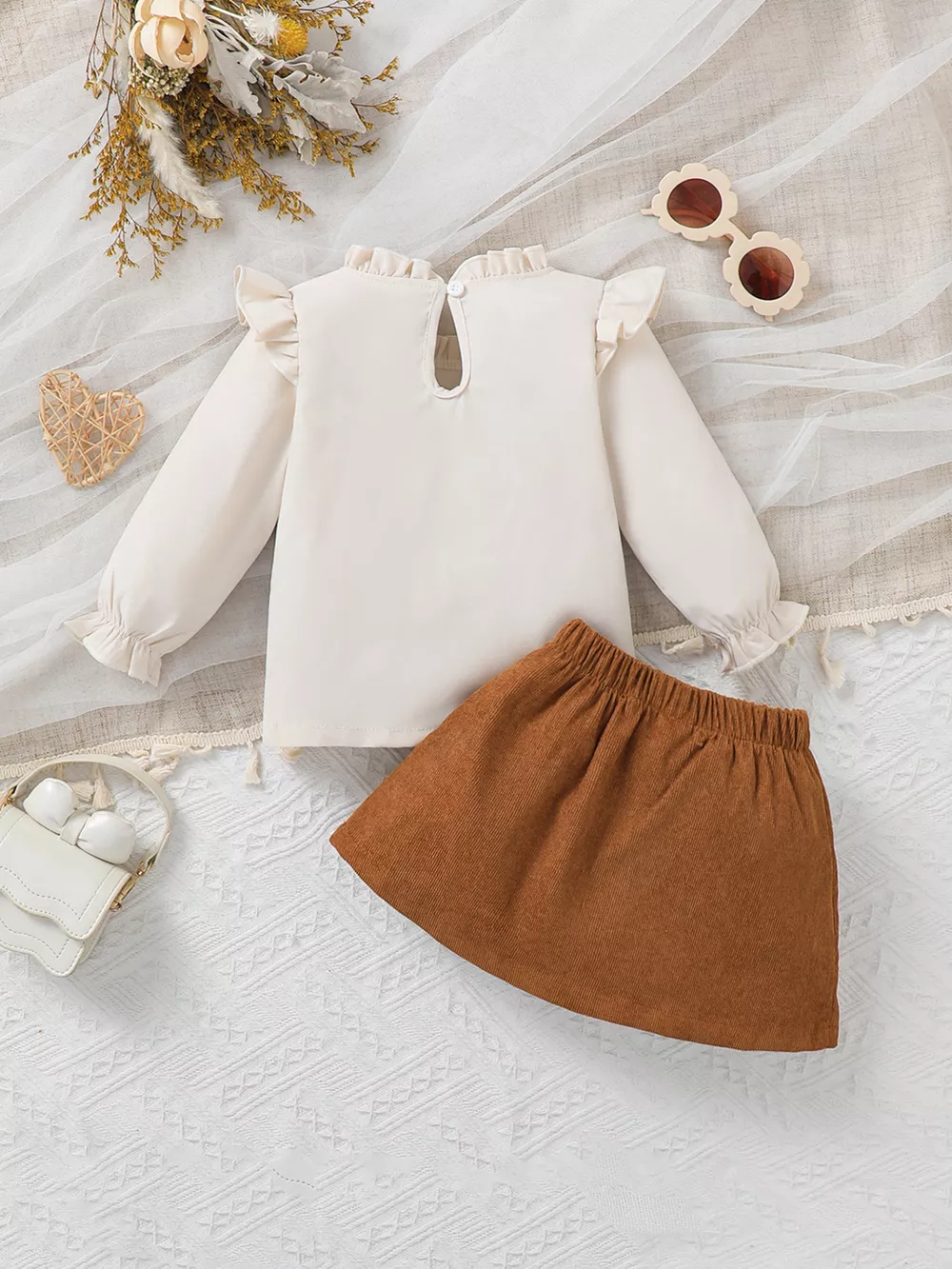Children's Heart Ruffle Trim Top & Bow Decor Corduroy Skirt Set, image 5
