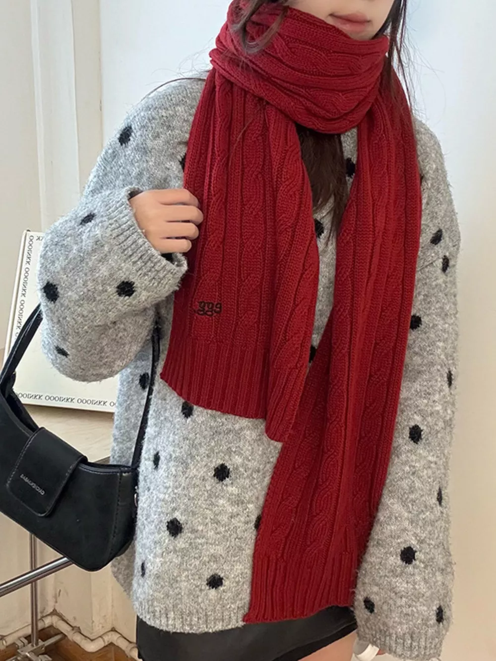Ribbed Knitted Winter Scarf, image 15