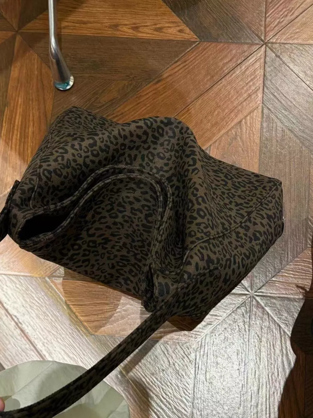 Leopard Print Tote Bag, image 5
