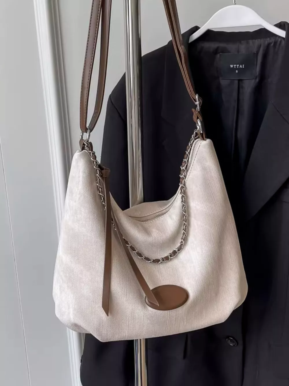 Chain Decor Casual Shoulder Bag, image 2