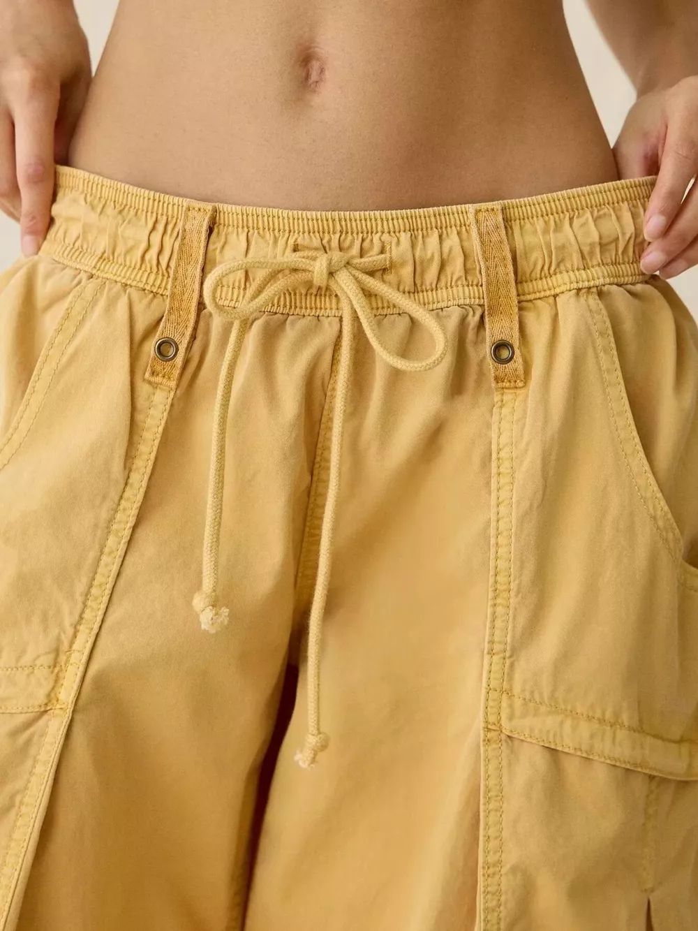 High-Waisted Cargo Wide-Leg Pants, image 9