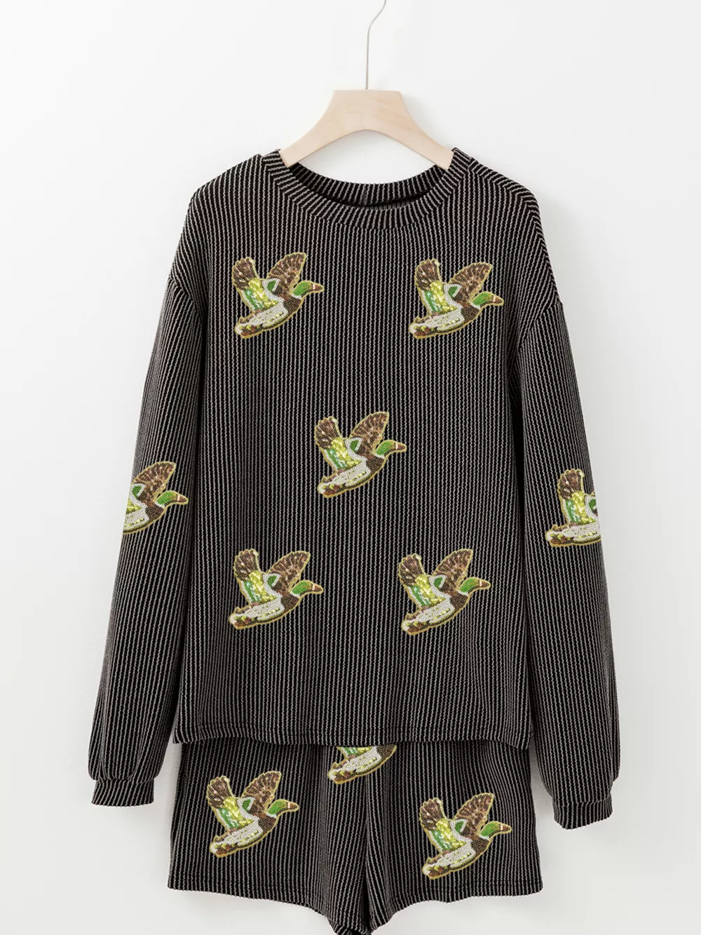 Flying Mallard Sequin Patched Ribbed Long Sleeve Top and Shorts Set, image 4